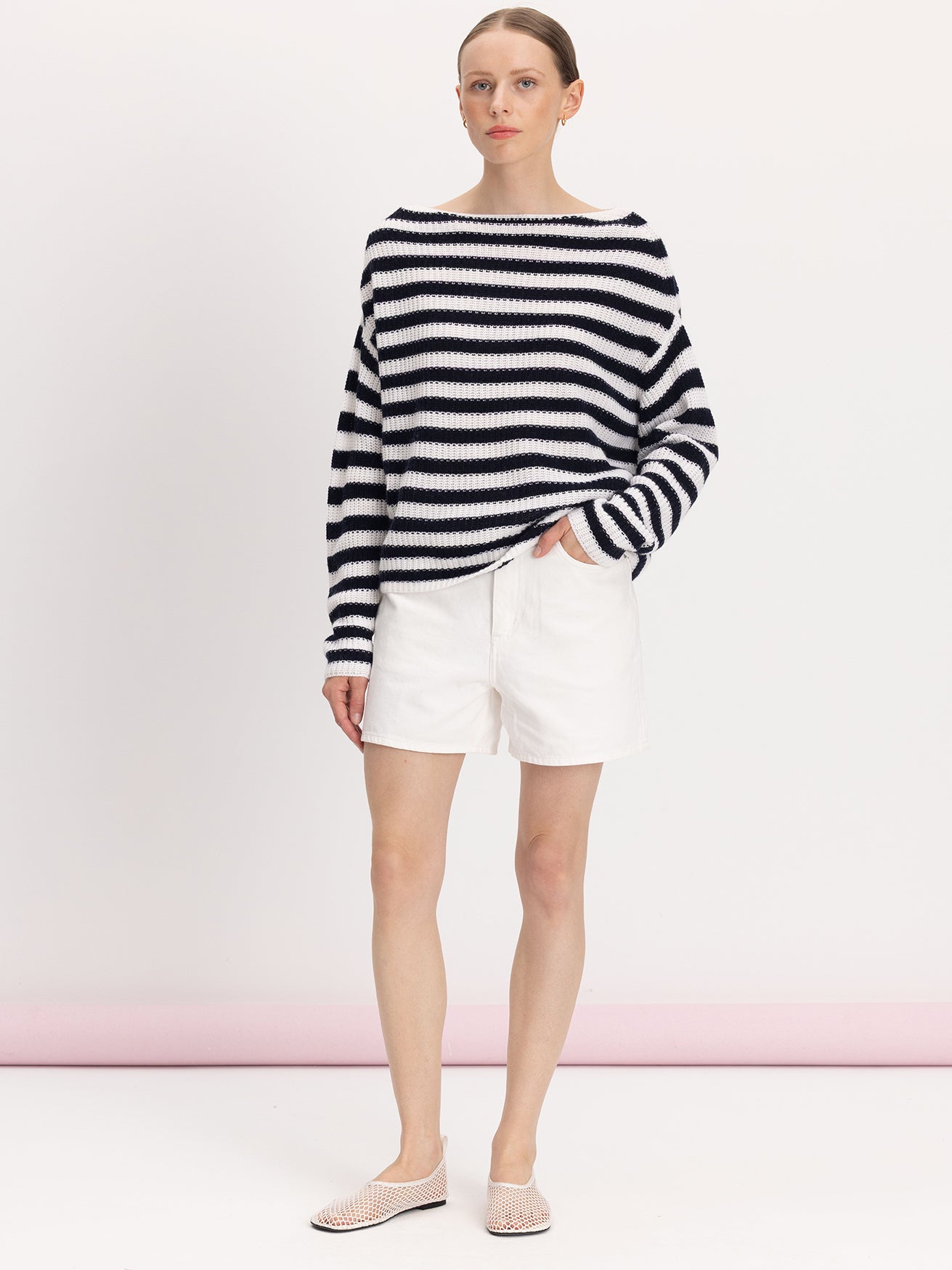 Boatneck striped wool-cashmere sweater, black-white