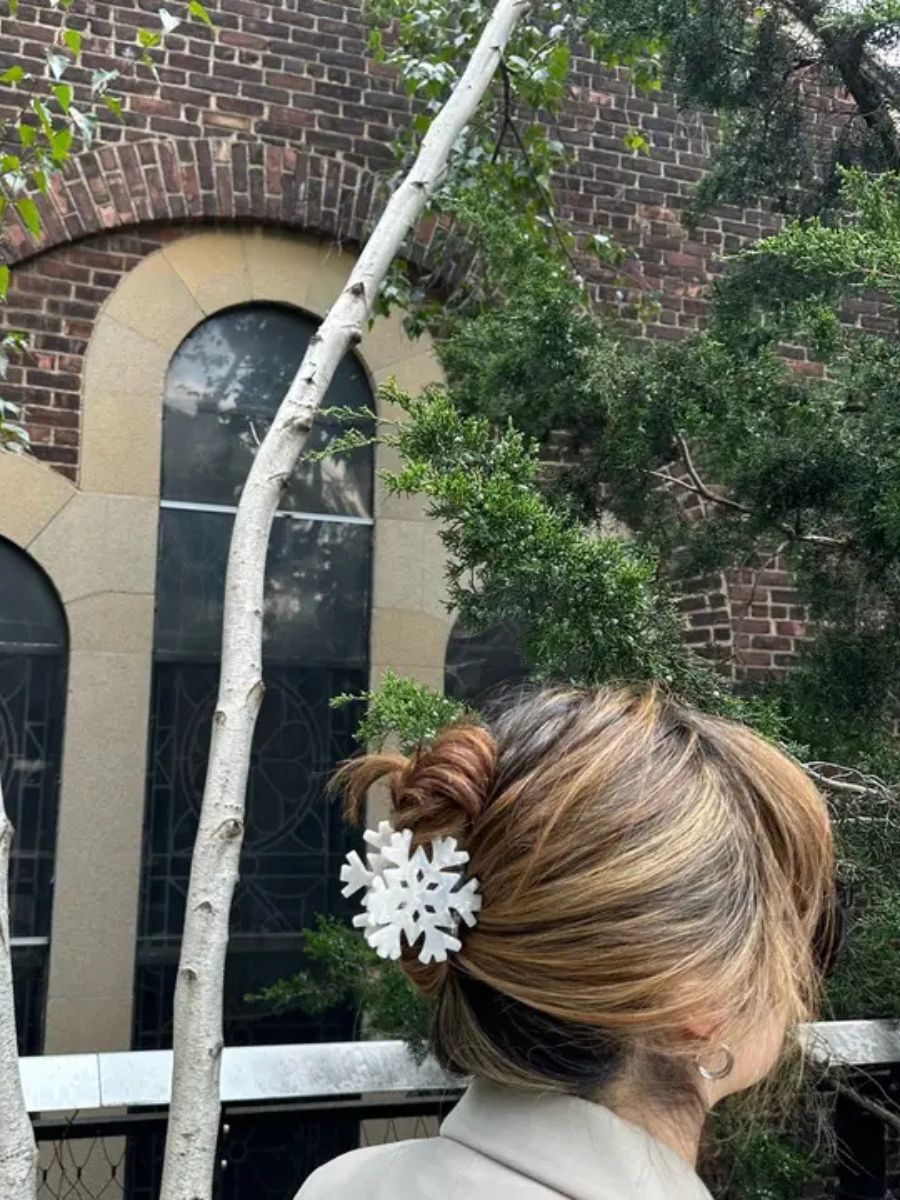 Snowflake holiday hair claw clip