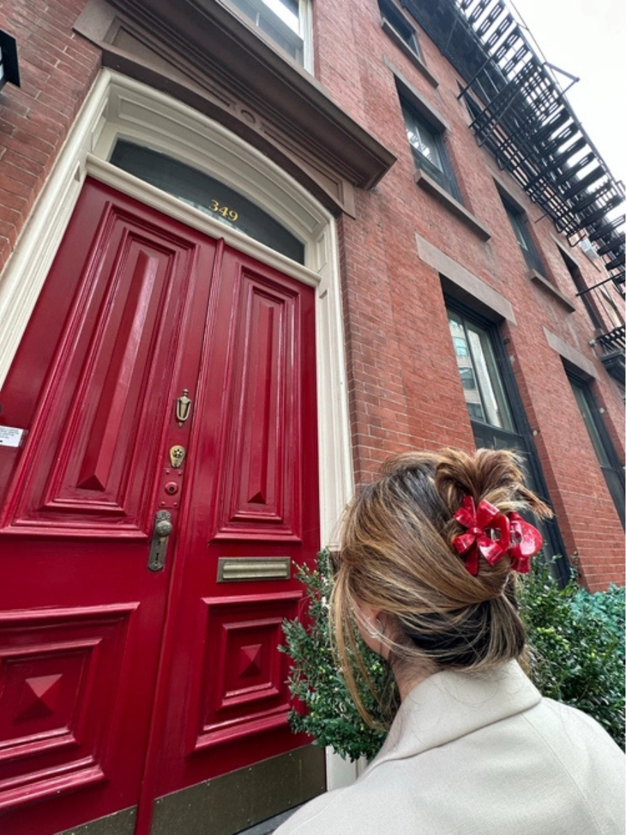 Red bow acetate holiday hair claw clip