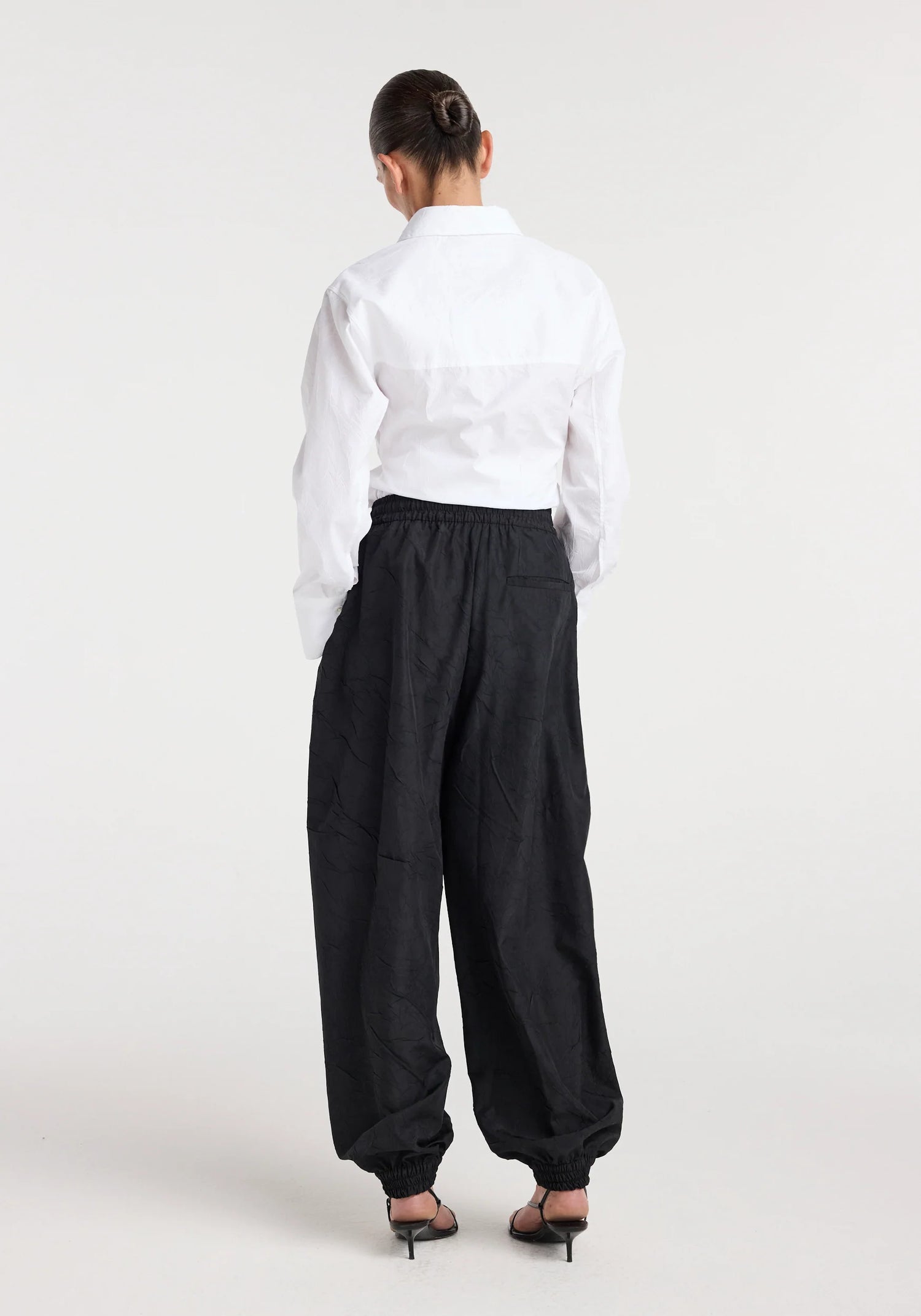 Balloon track pant, black