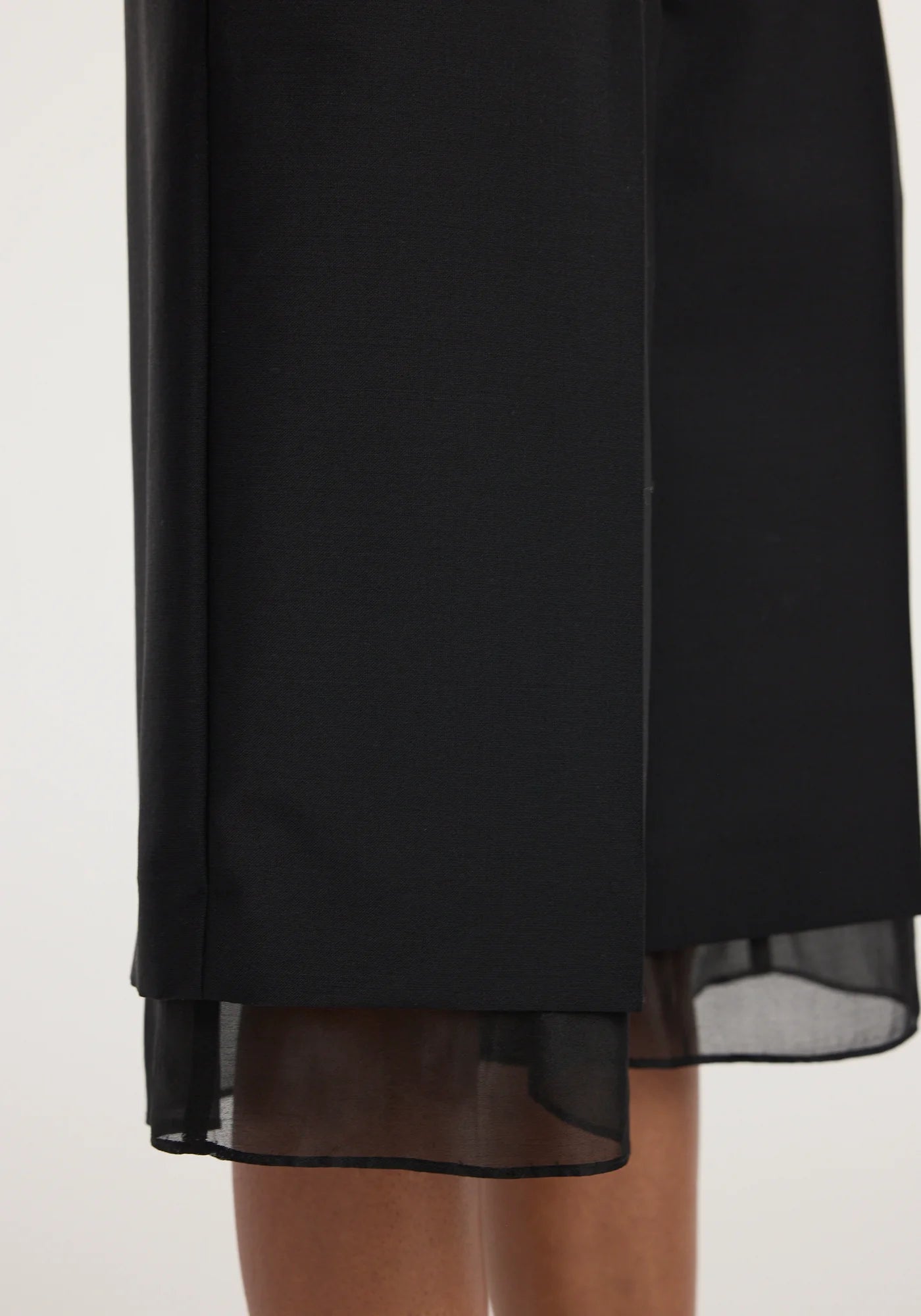 Organza lined shorts, black