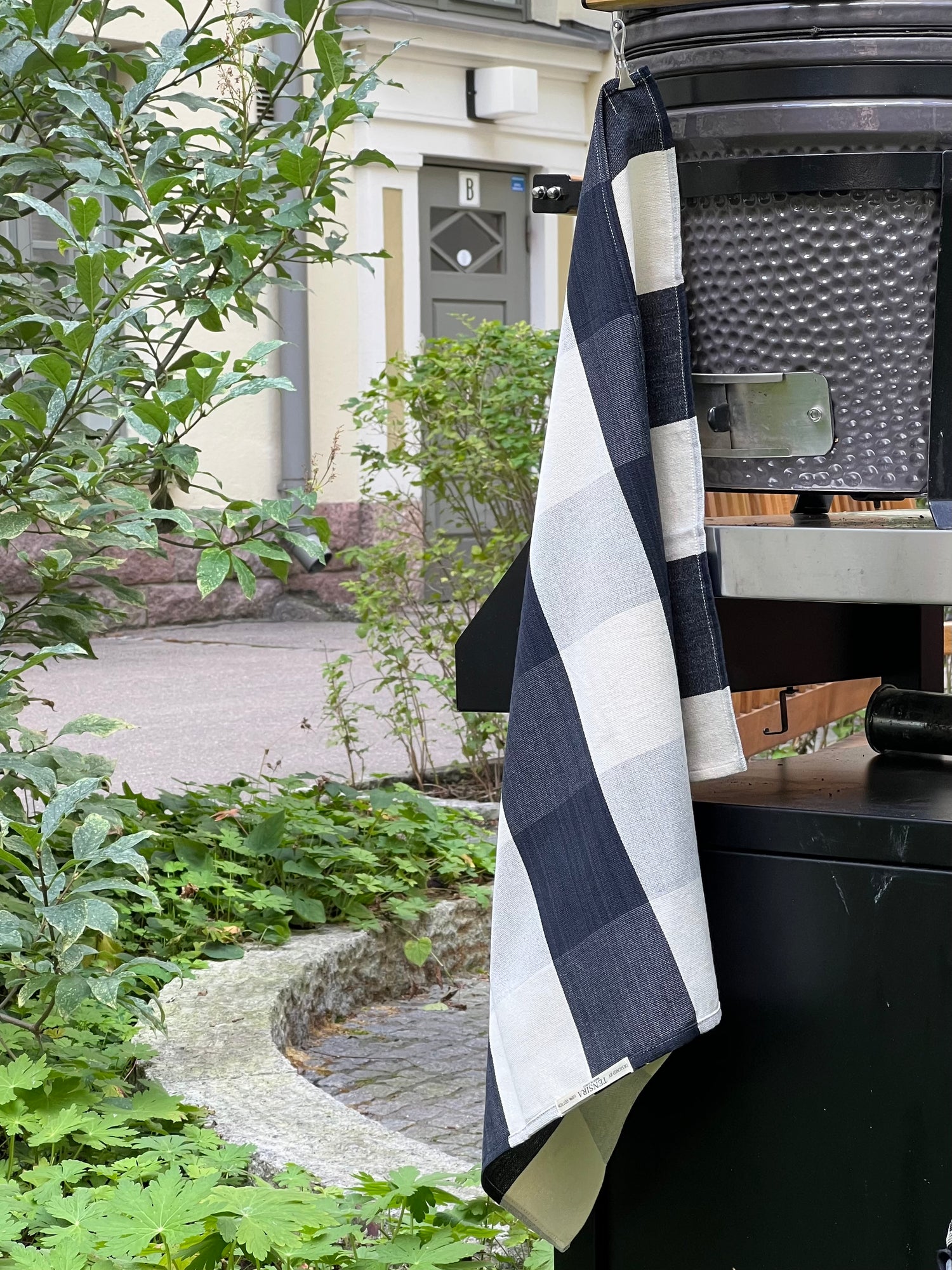 Cotton kitchen towel, Black/Off-white