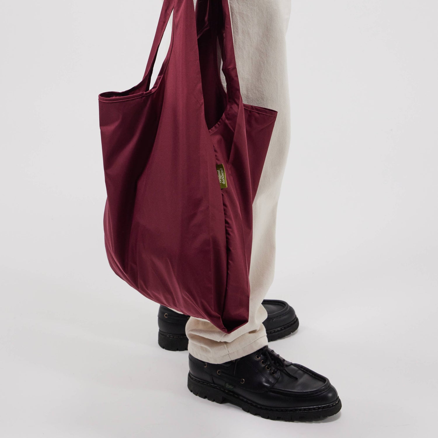 Cherry red foldable light shopper, dark red