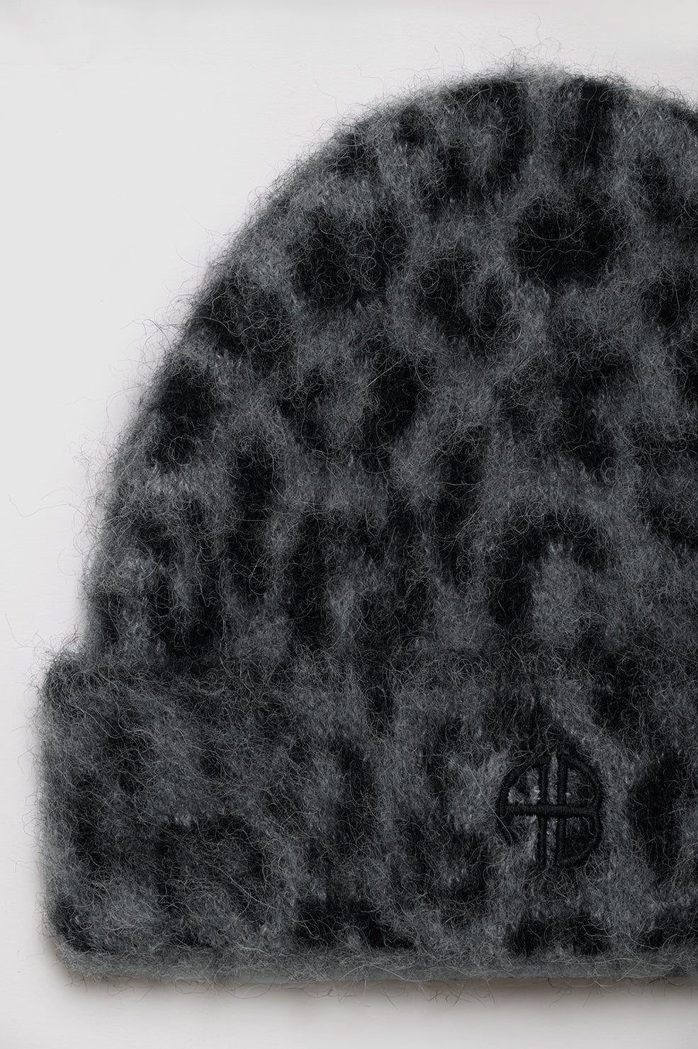 Elia leopard beanie, grey