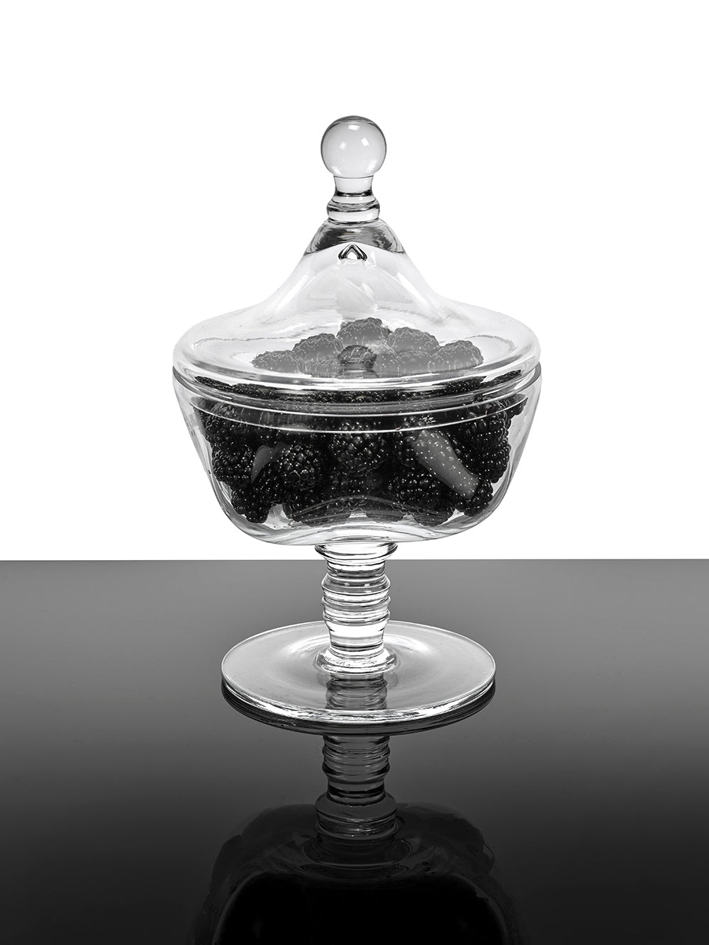 Josephine small treat jar w/ lid N°02, clear (Kris Van Assche)