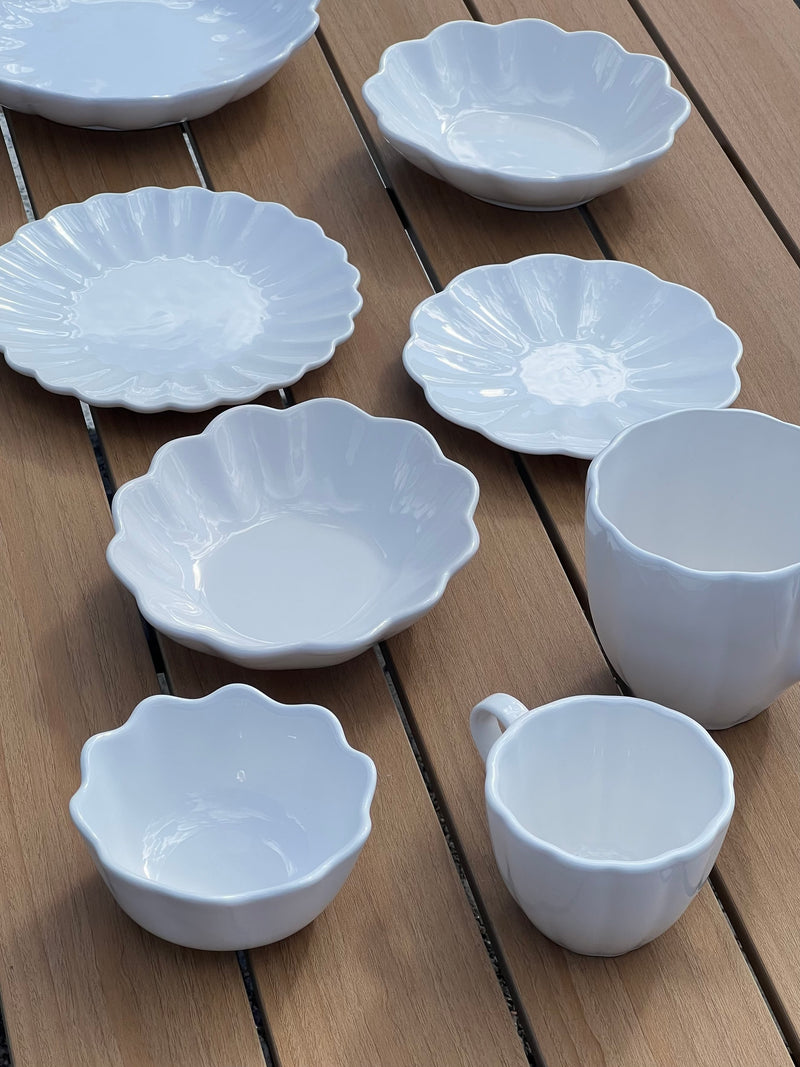 Oyster small oval bowl, white (18 cm)