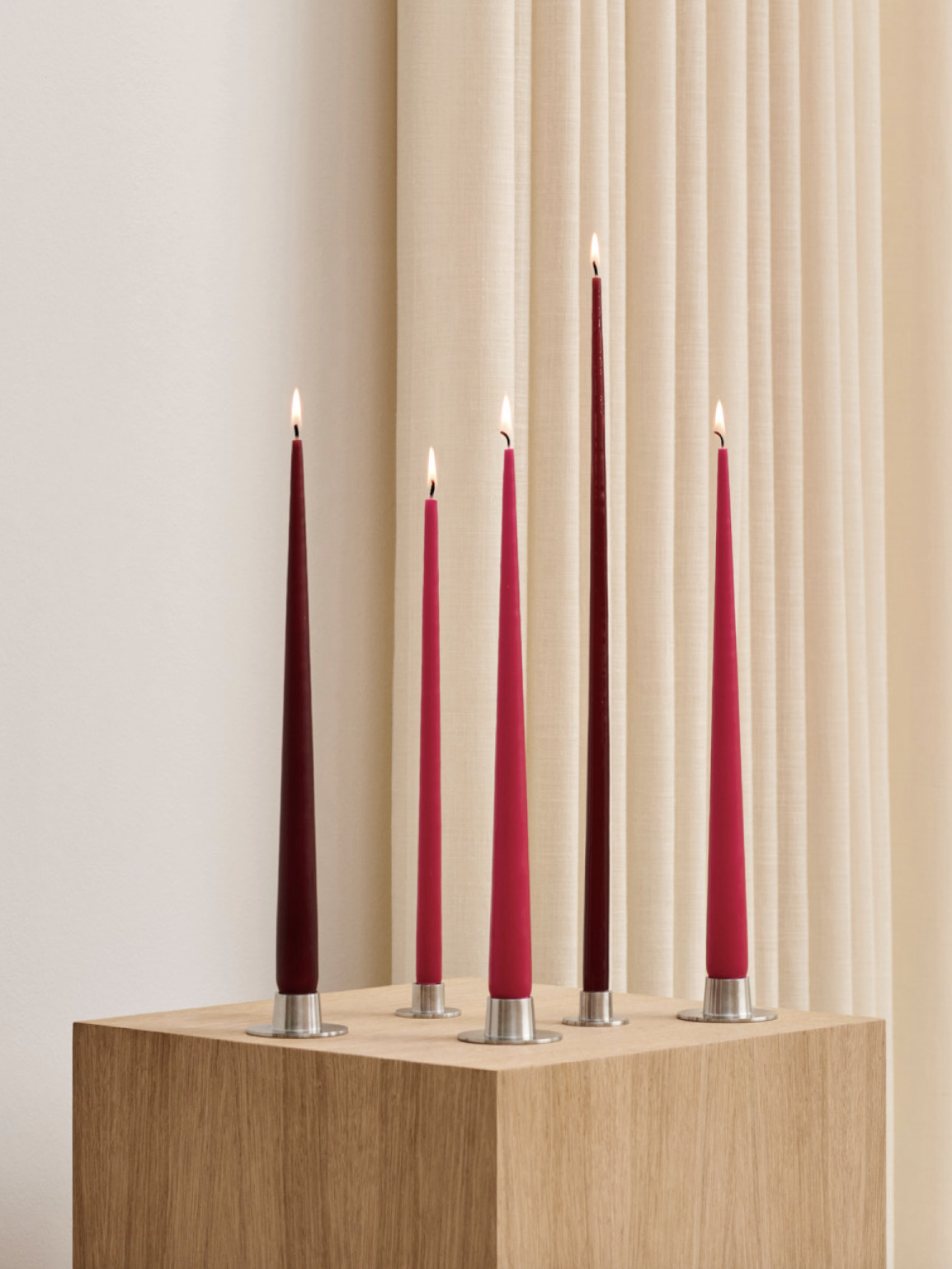 Steel candleholder, 4 metallic colours (medium size)