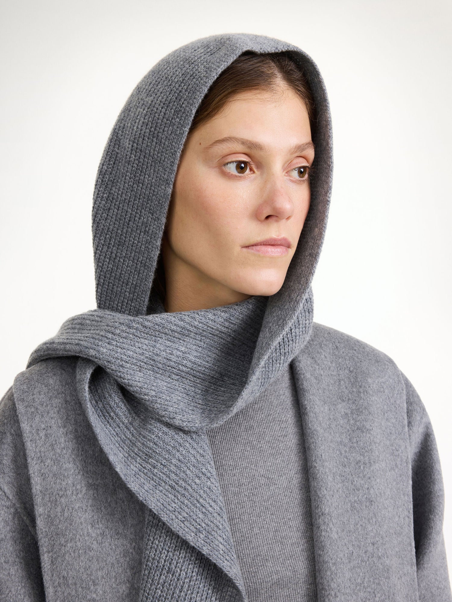 Florea hood, grey melange