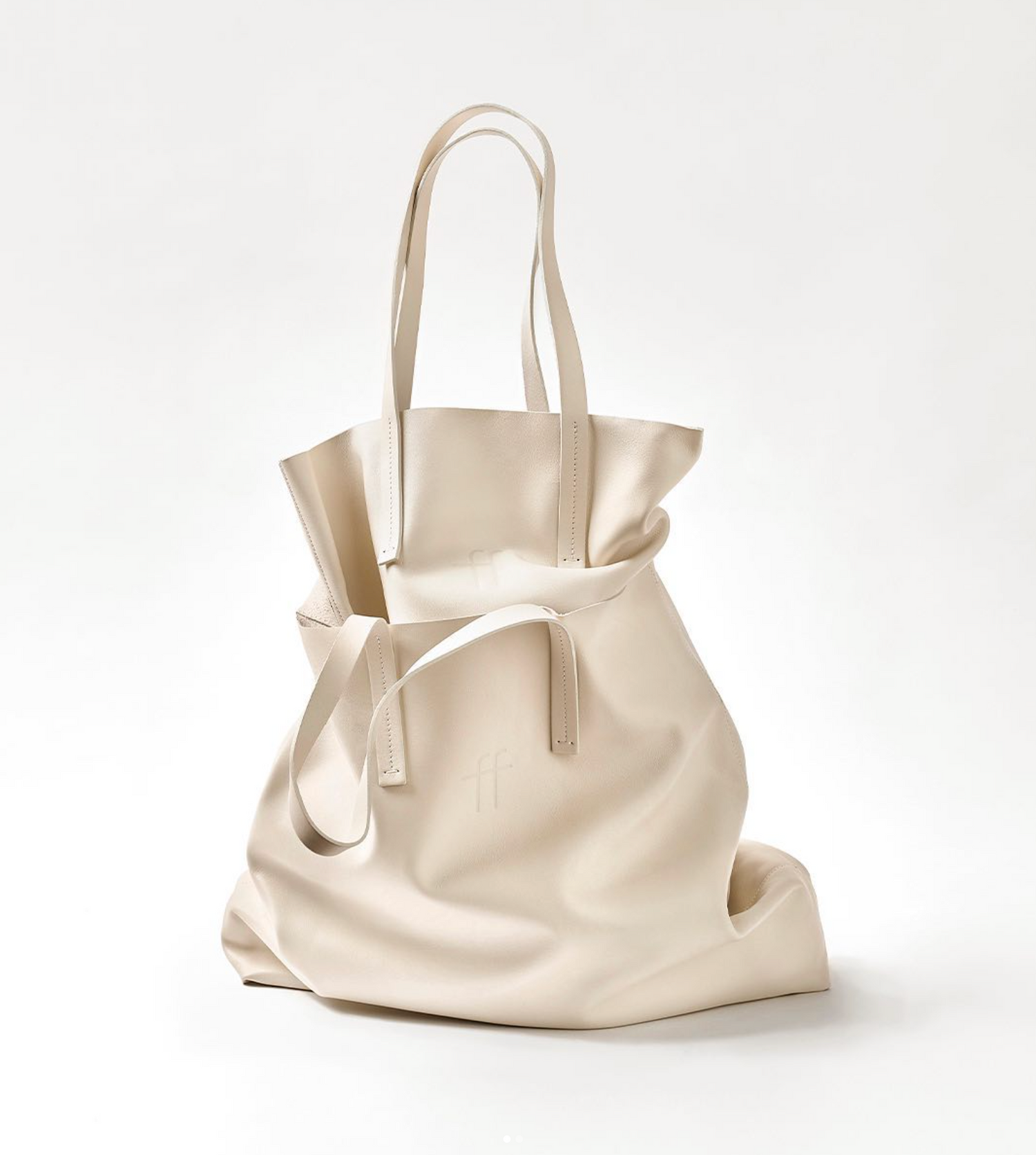 Maxi nappa leather shopping bag, ivory