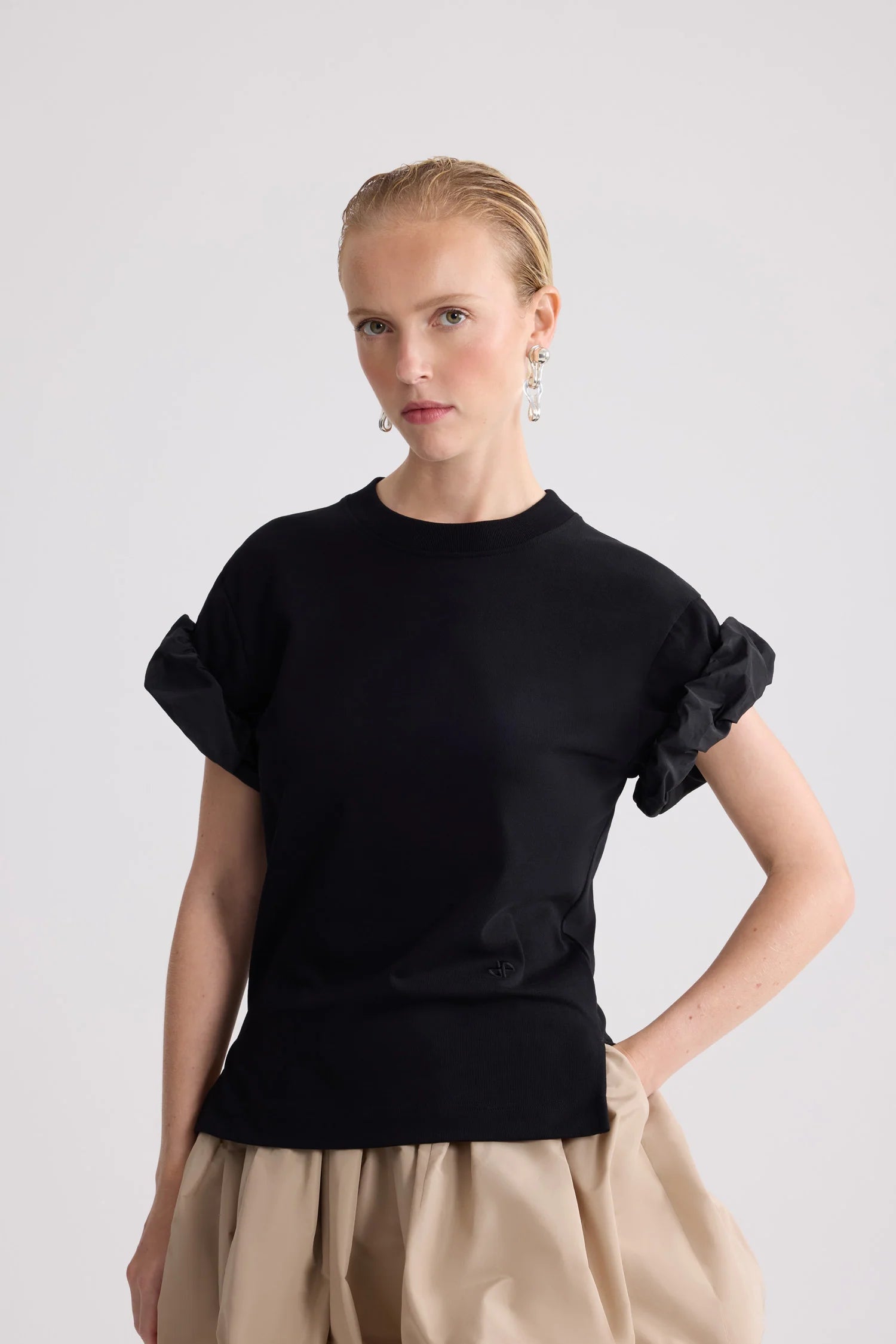 Organic cotton T-shirt with faille sleeve, black