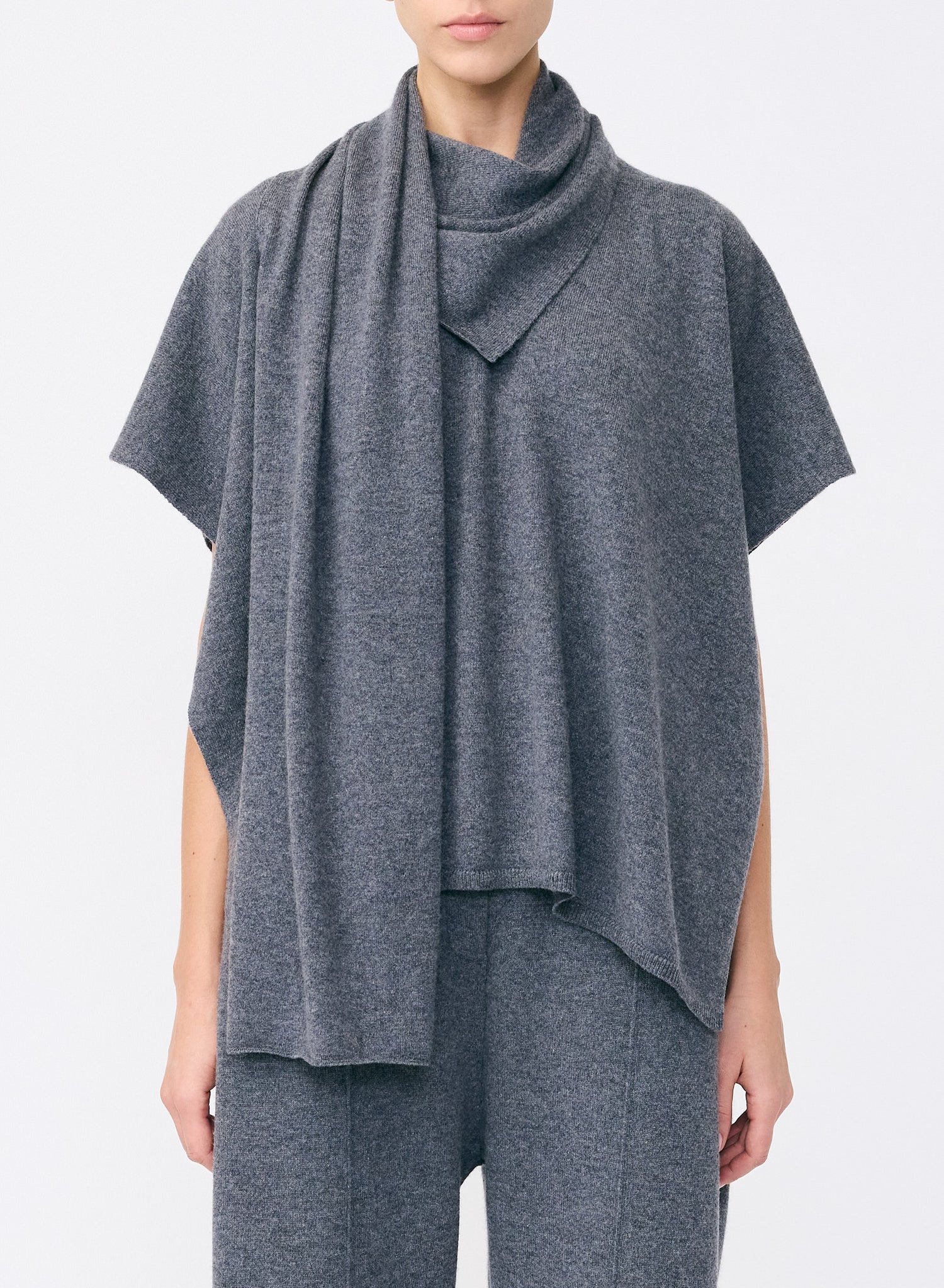 Jordana Cape