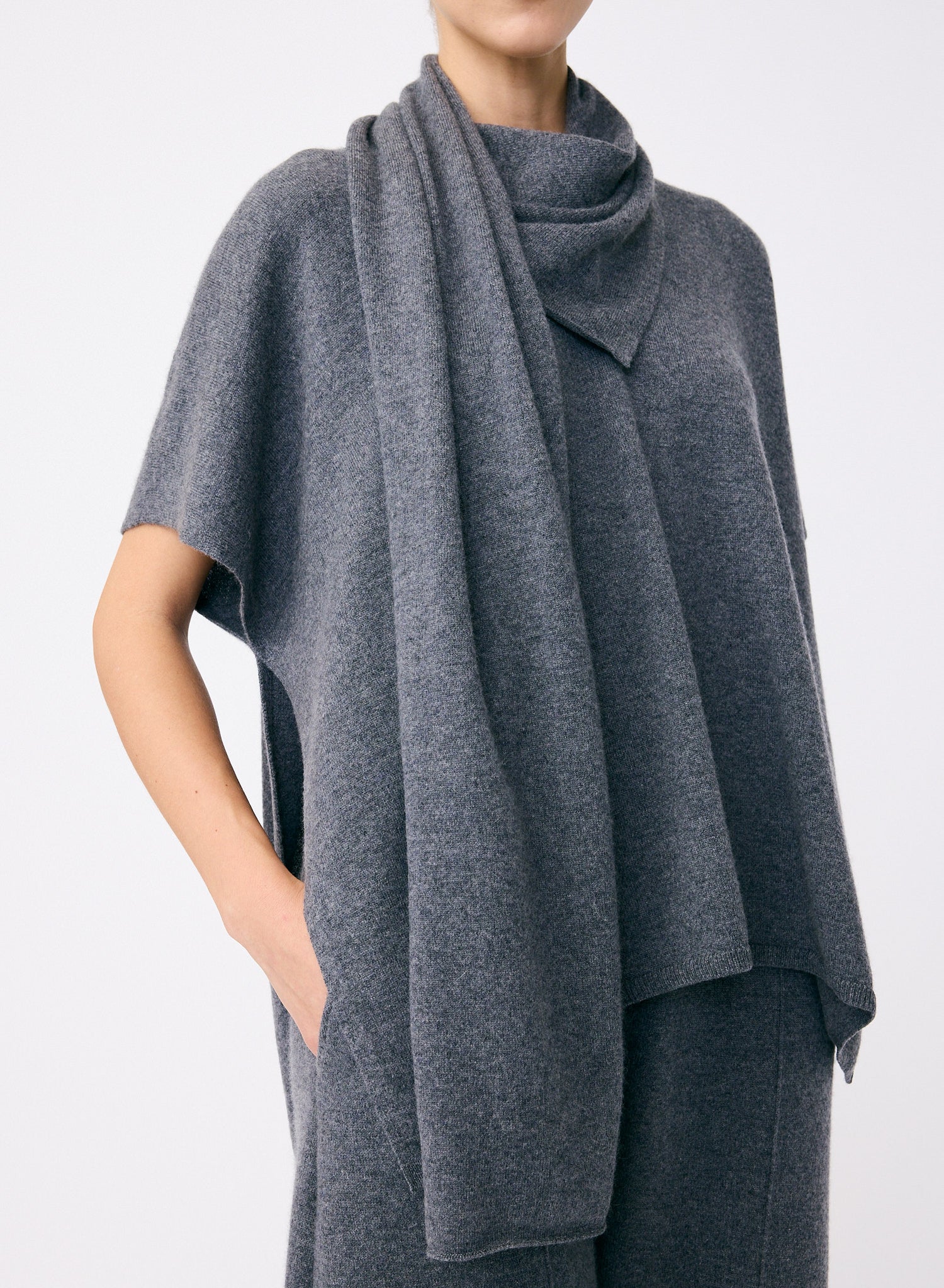 Jordana Cape