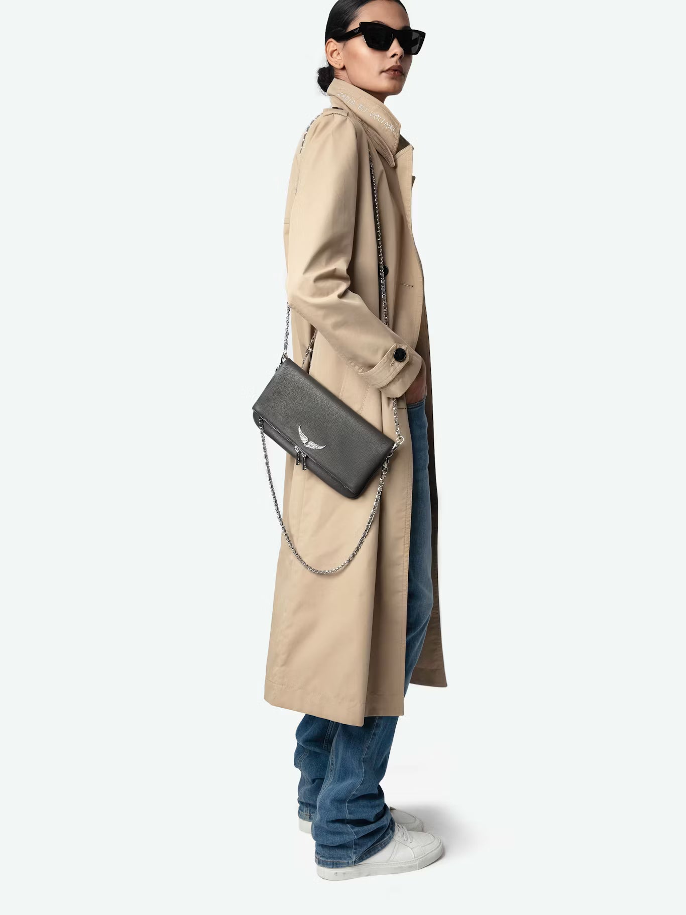 Rock grained leather bag, grey-silver