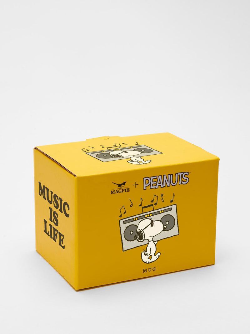 Music is life Snoopy Peanuts mug