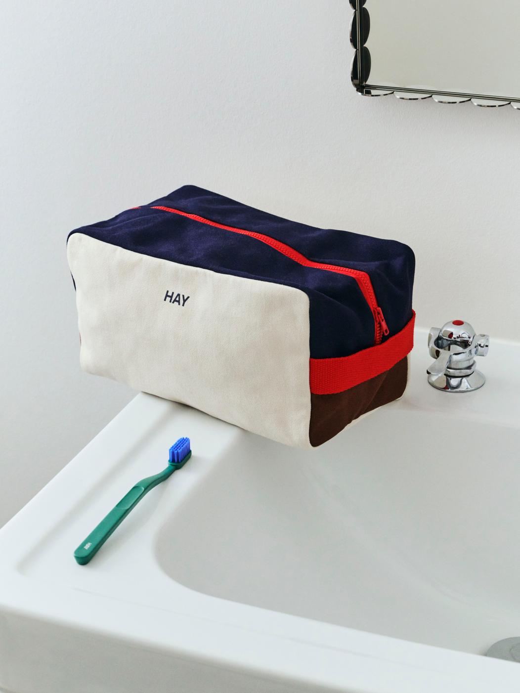 Multi wash bag M, 2 colours