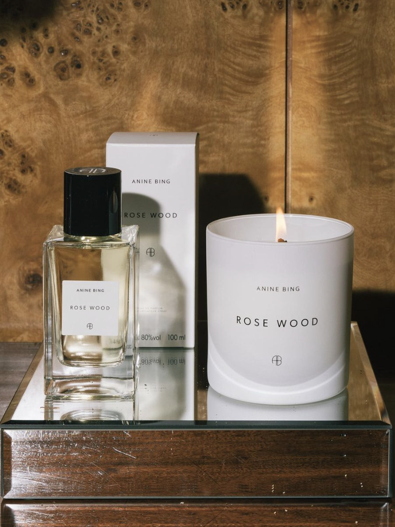 Rose wood candle