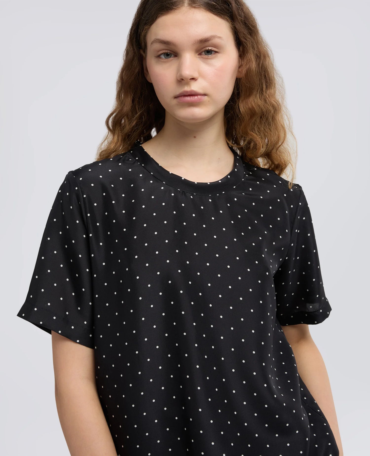Polka dot habutai silk T-shirt, black