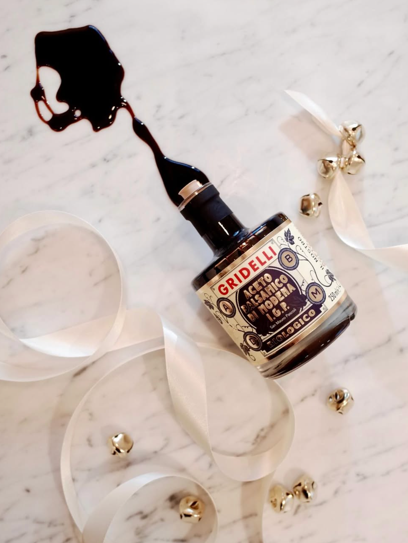 Black Balsamic Vinegar - Aceto Balsamico di Modena (250 ml)