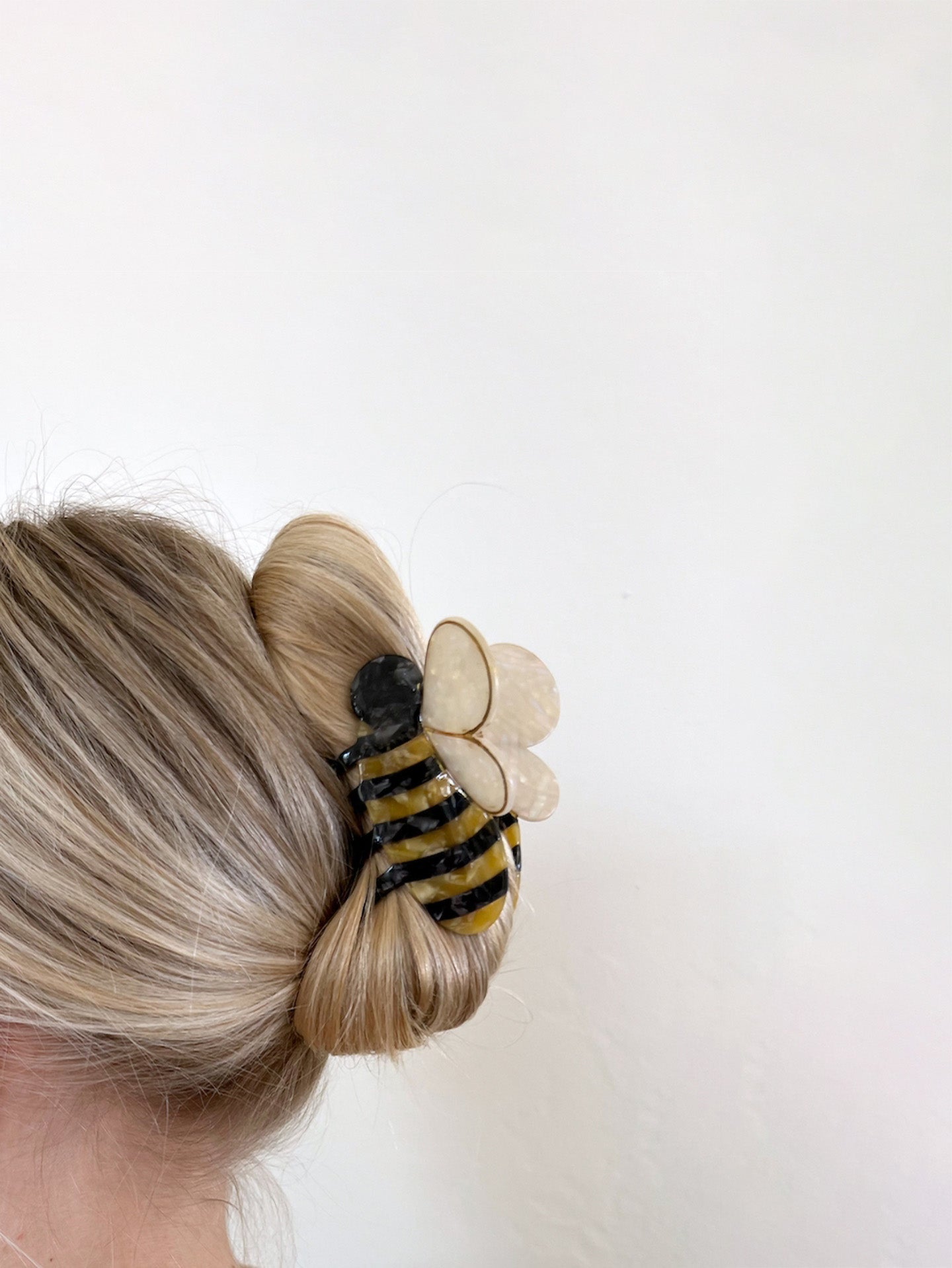 Bee Claw Hair Clip