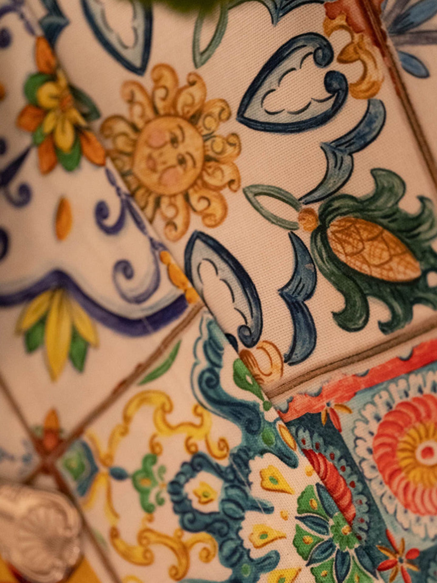 Camastra table runner