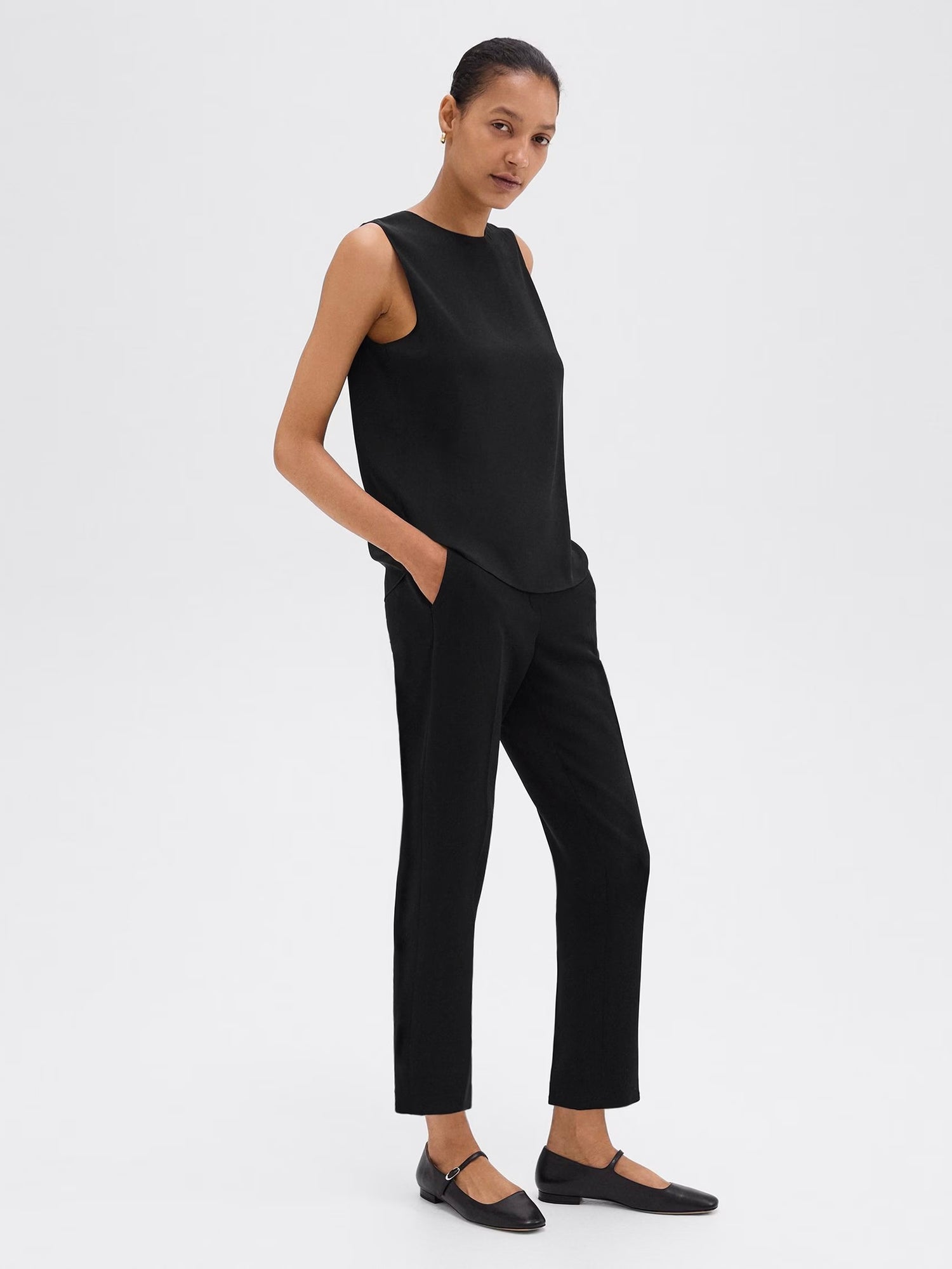 Treeca Pull-On Pant in Admiral Crepe, black