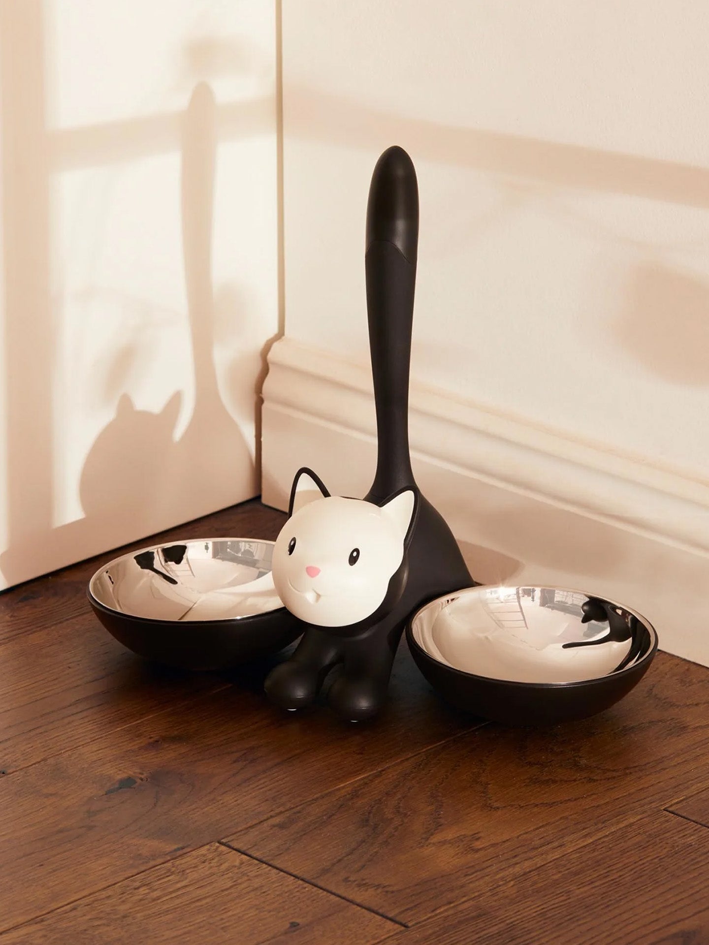 Tigrito cat bowl