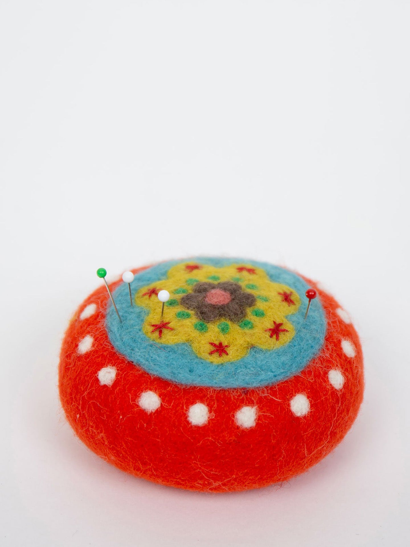Bloom pincushion, 2 colours