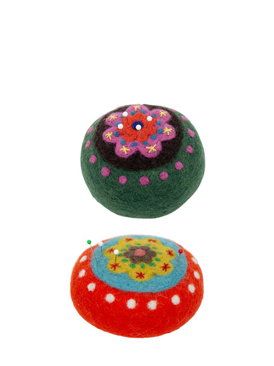 Bloom pincushion, 2 colours