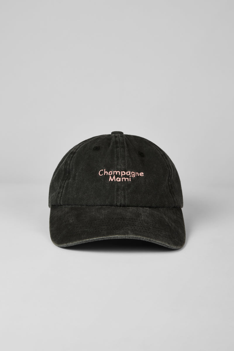 Cap with the text "Champagne Mami"