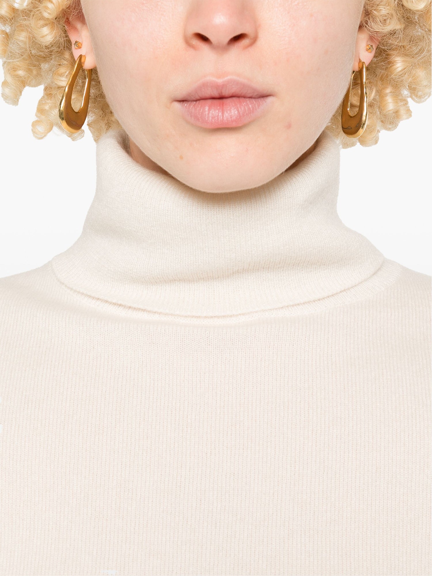 Turtleneck cashmere sweater, cream