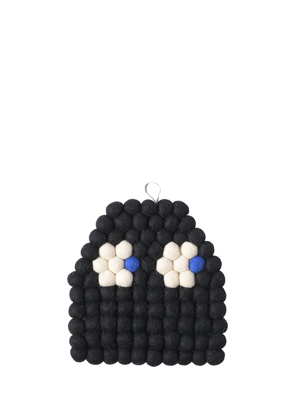 Spooky wool trivet, black