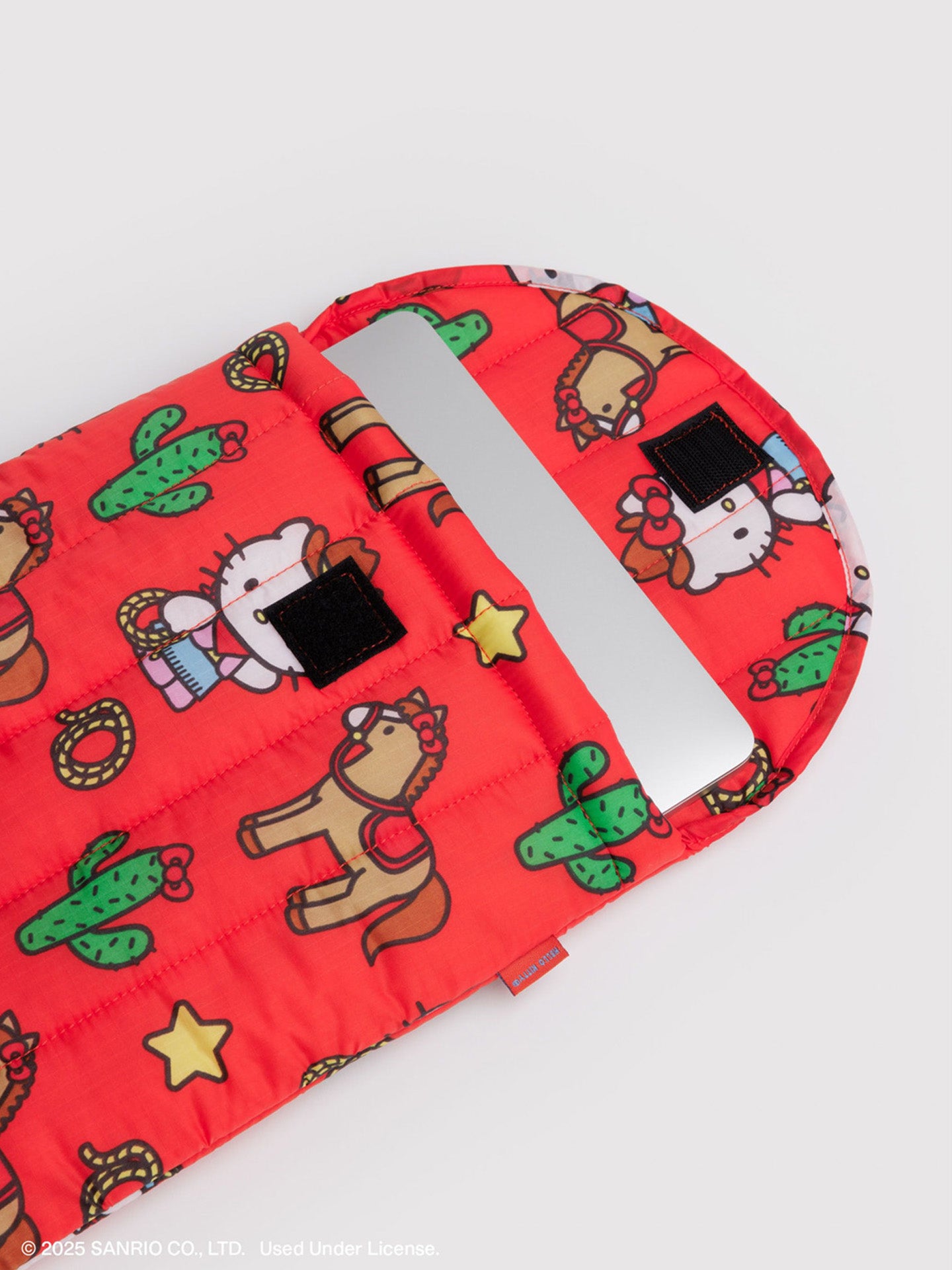Puffy laptop sleeve 13