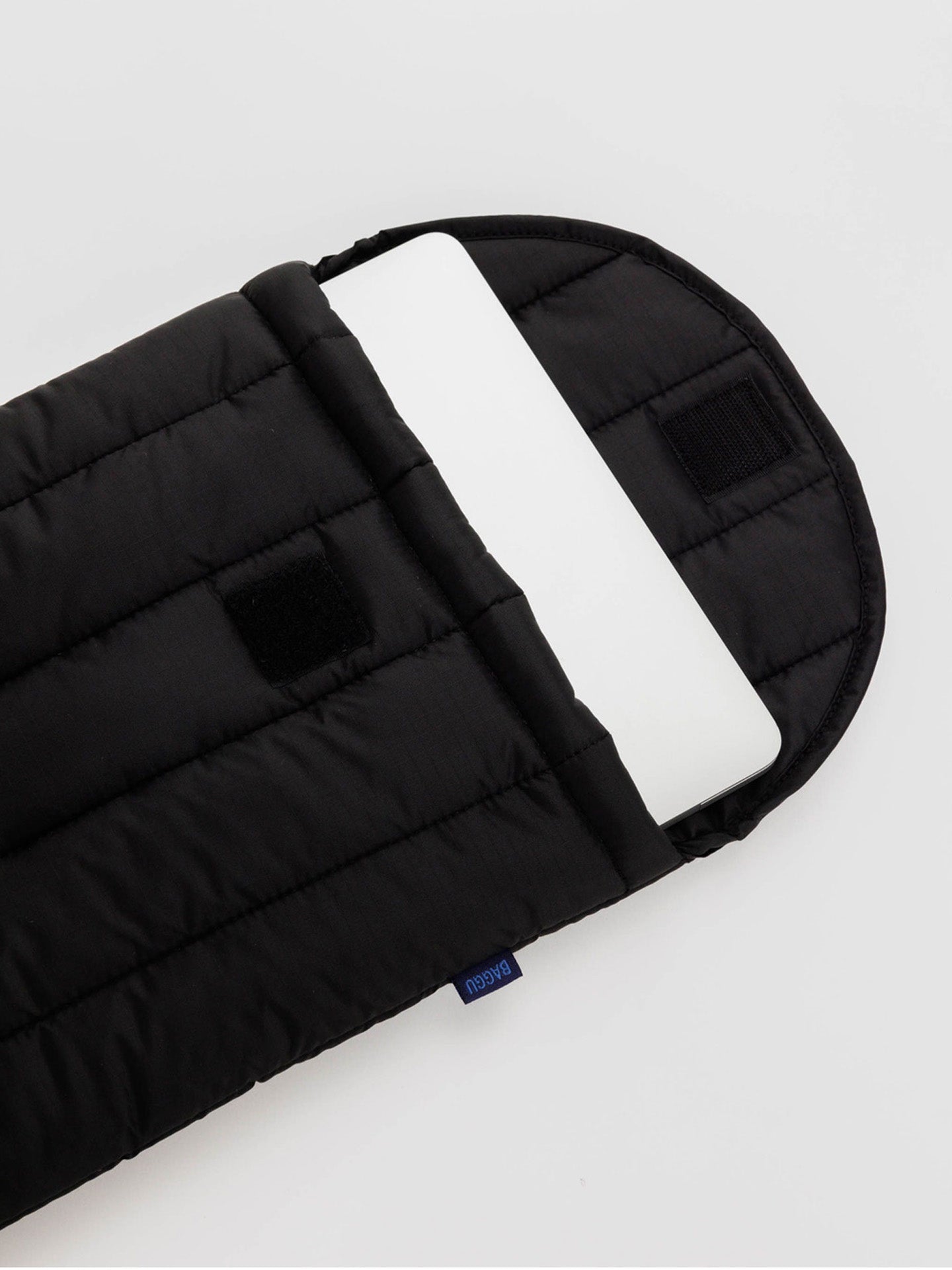 Puffy laptop sleeve 13