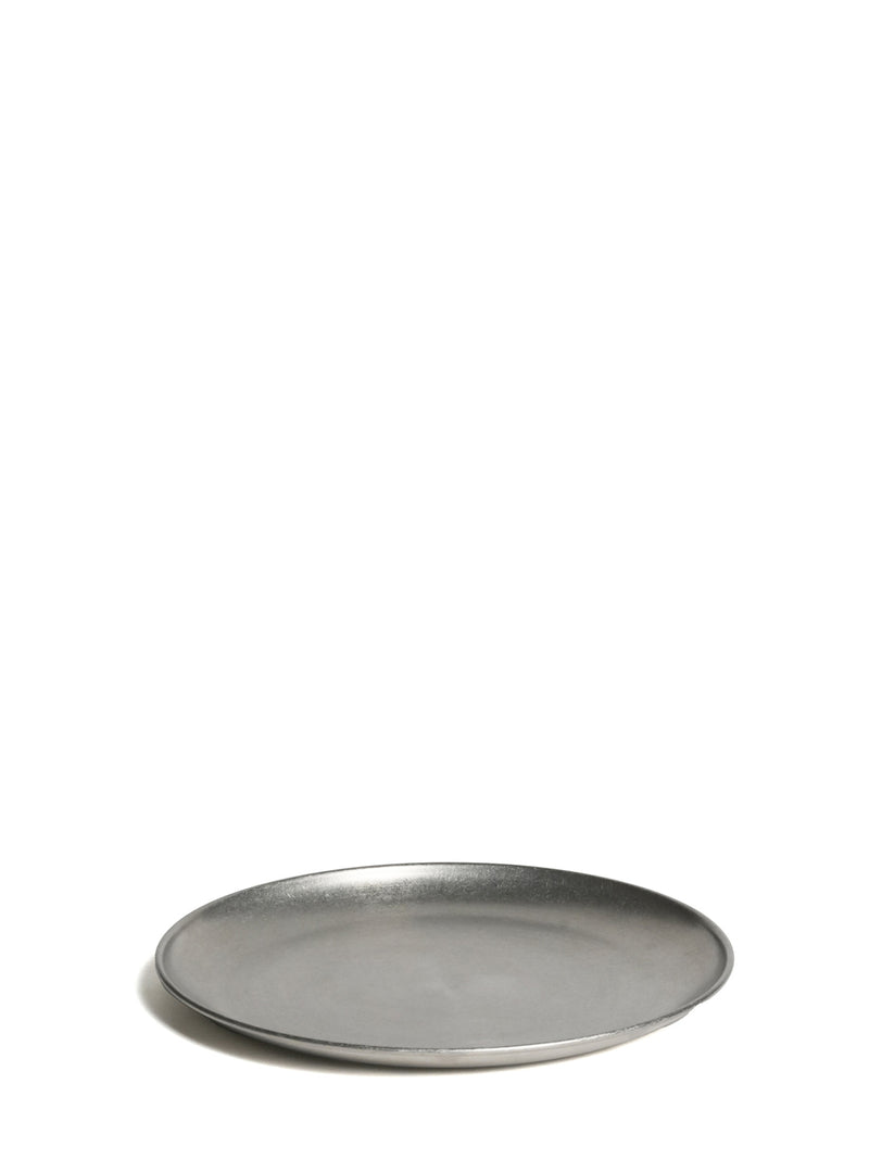 Metal underplate, aged silver