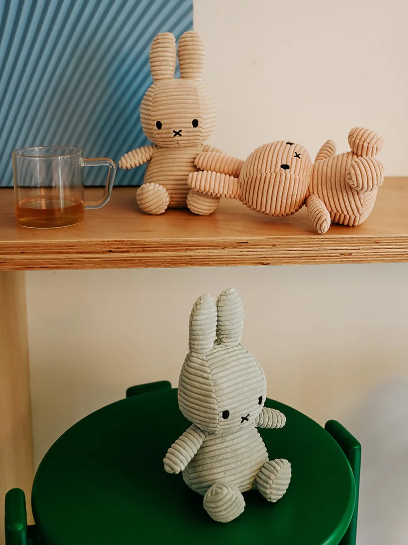Miﬀy ECO corduroy soft toy, soft jade (23 cm)