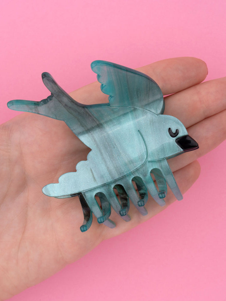 Swallow hair claw