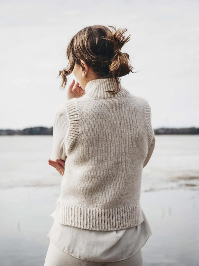 Urban knit iisi – Helpot modernit neuleet (FI)