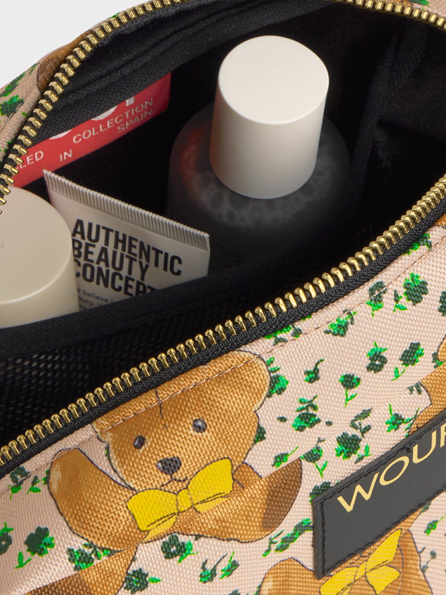 Cute teddy bear toiletry bag