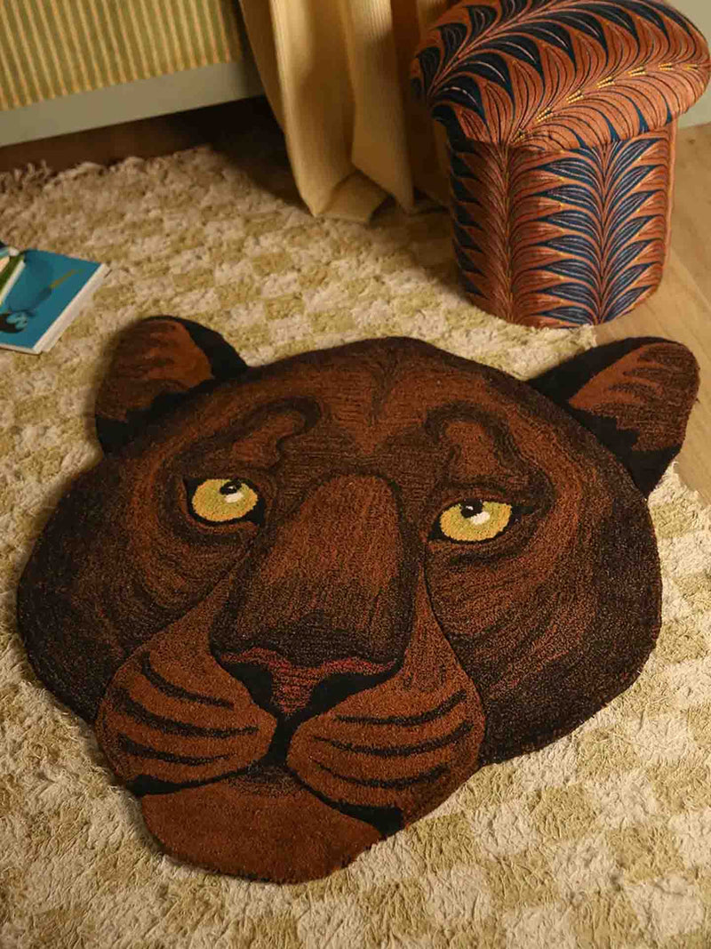 Nio black panther head rug, large