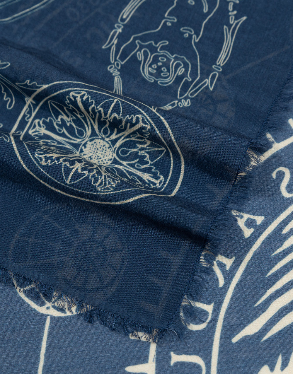 Astri scarf