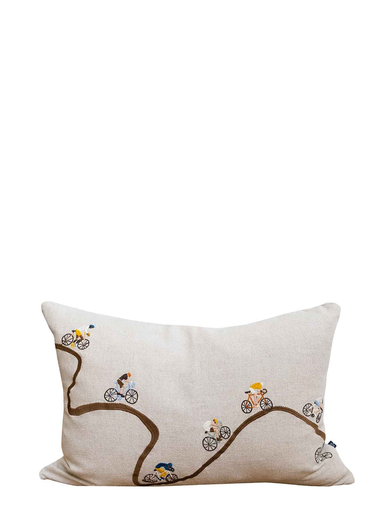 Giro embroidered cushion cover (40 x 60 cm)