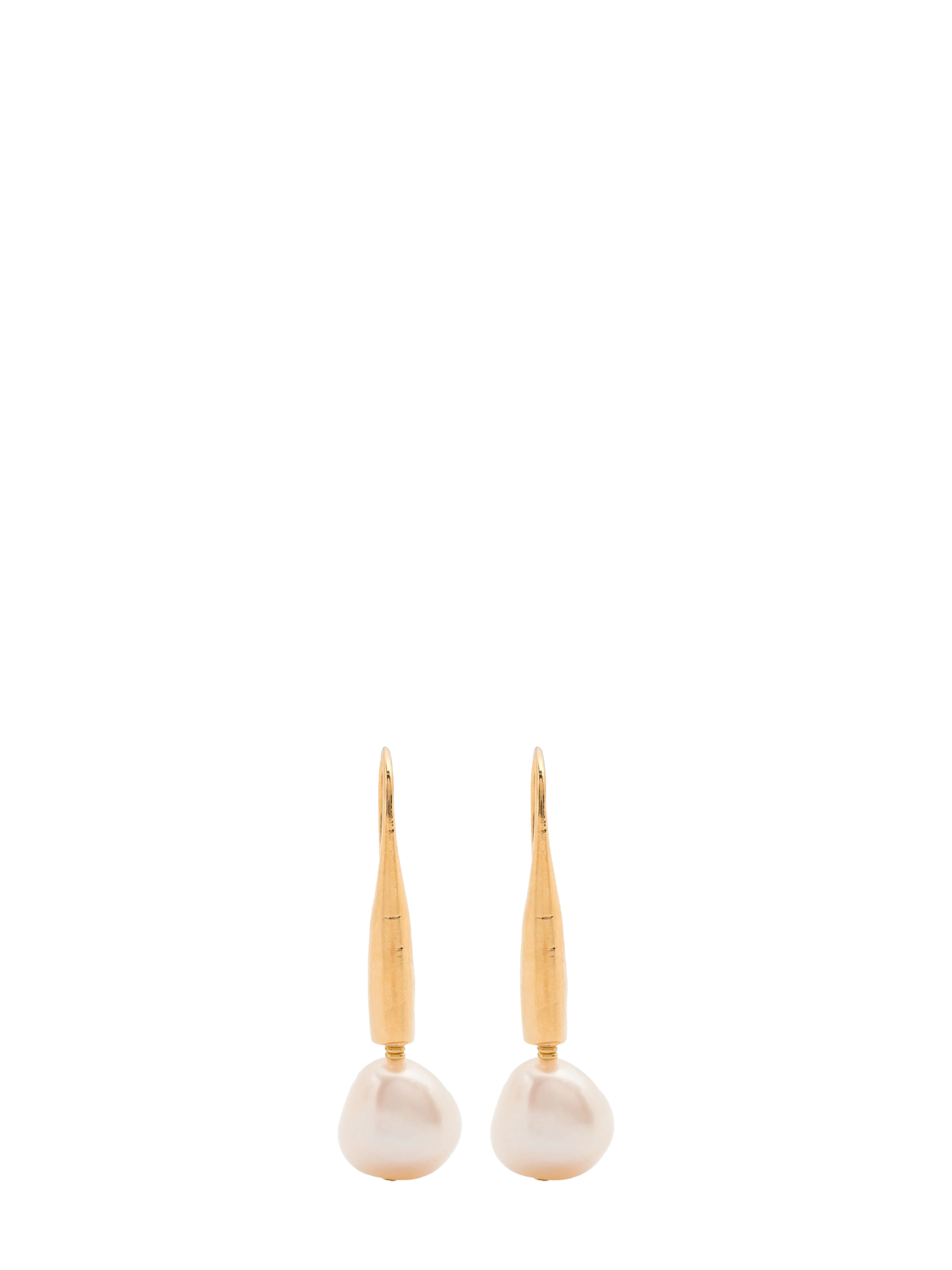 Earrings with pearl, gold