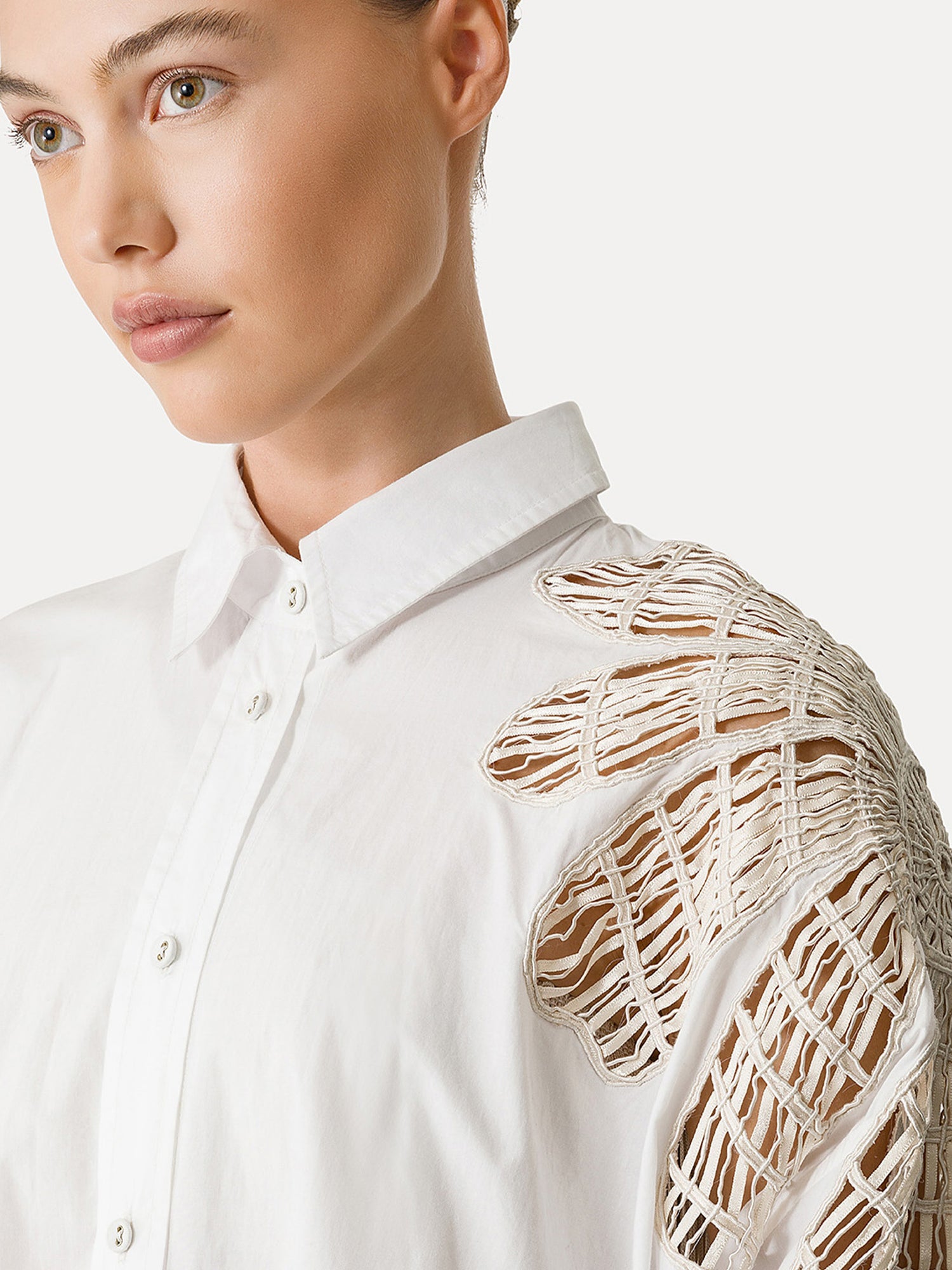 Botanical flower embroidery popline over shirt, white