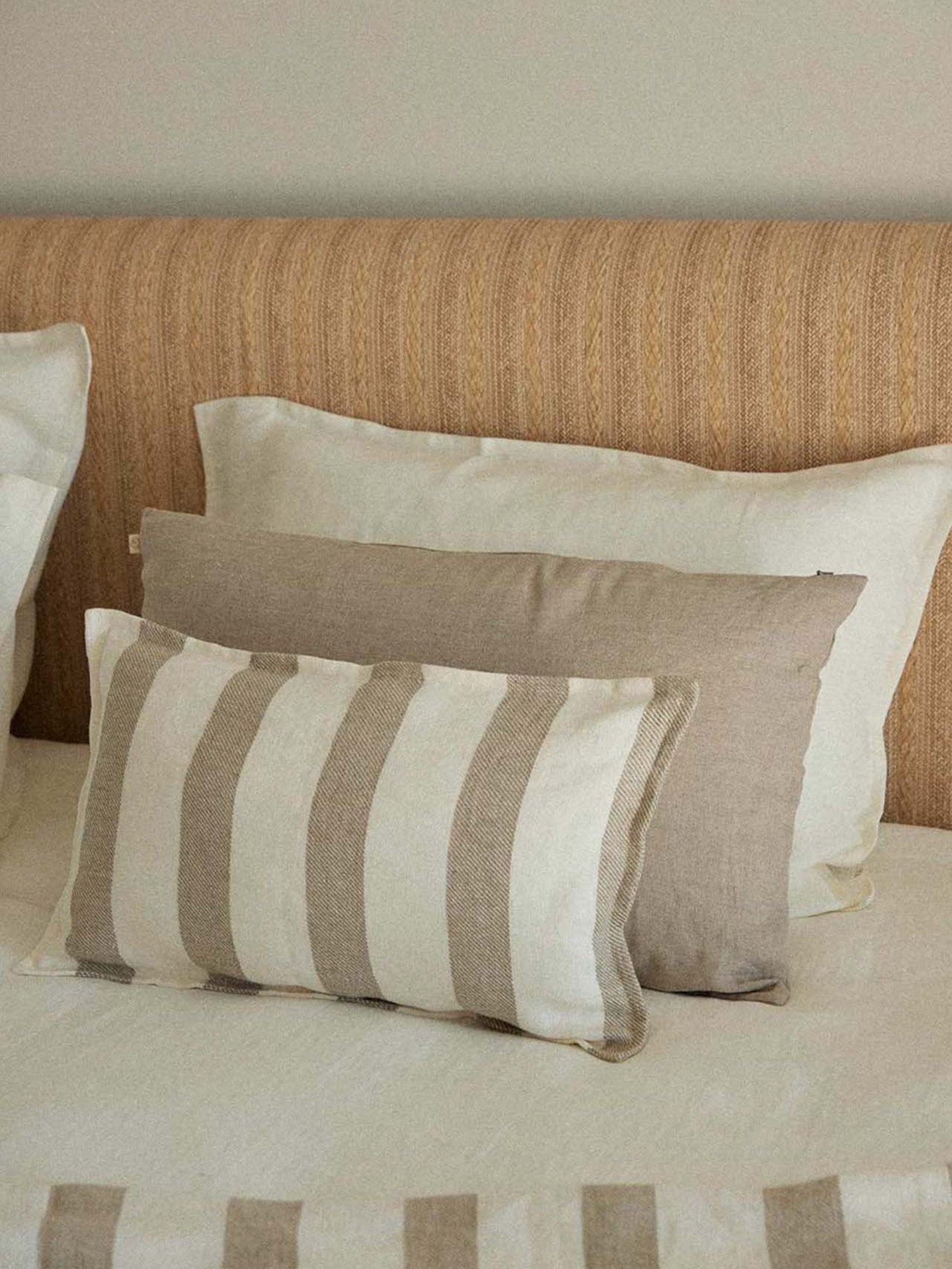 Bastide cushion cover, natural stripes (50 x 50 cm)