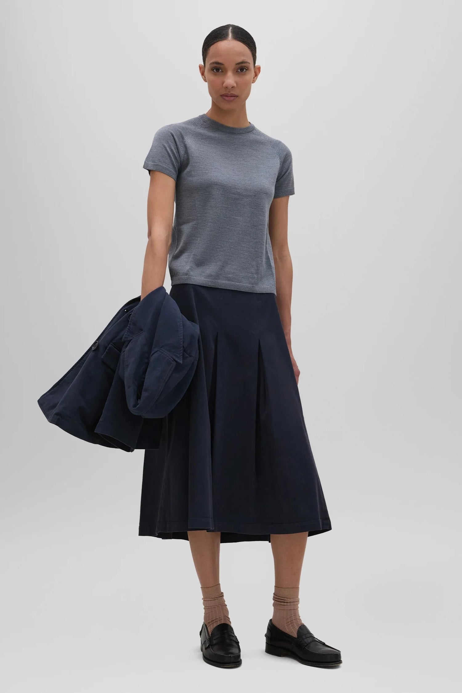 Wool blend gabardine pencil skirt, navy blue