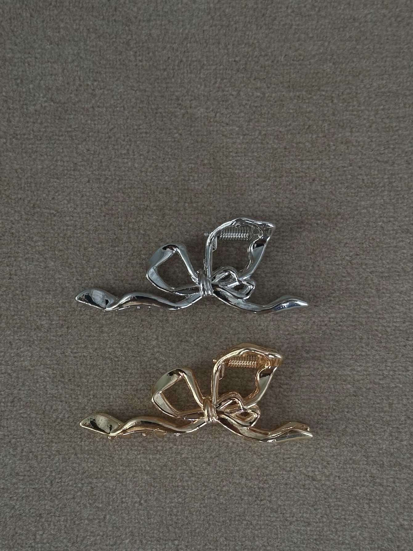 Metallic petite bow hair claw, silver or golden