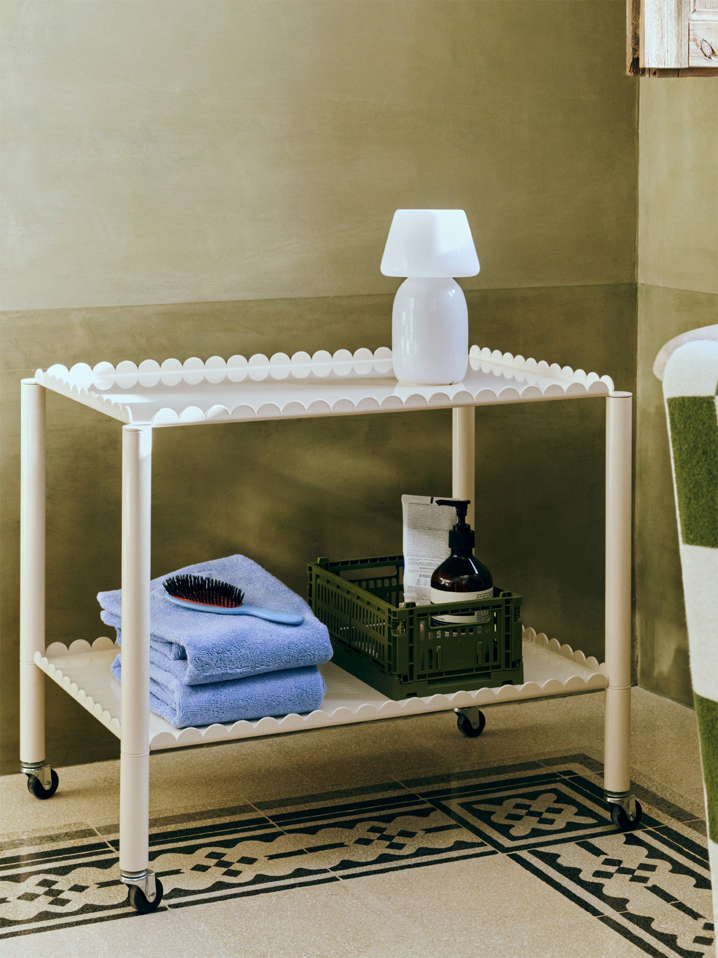 Colour Crate S, several colours