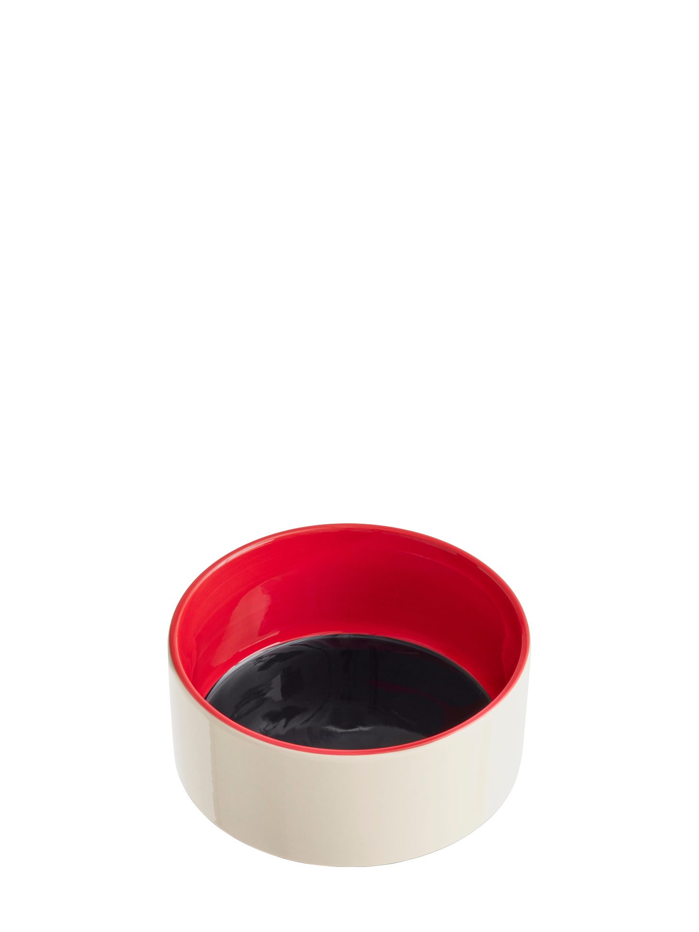 Hooray, Hay! Finally us dog-lovers have more options and modern yet timeless design accessories for our pets. This dog bowl for small dogs features a stylish color-block design with an off-white exterior, a blue inner bottom, and bright red inner walls. 