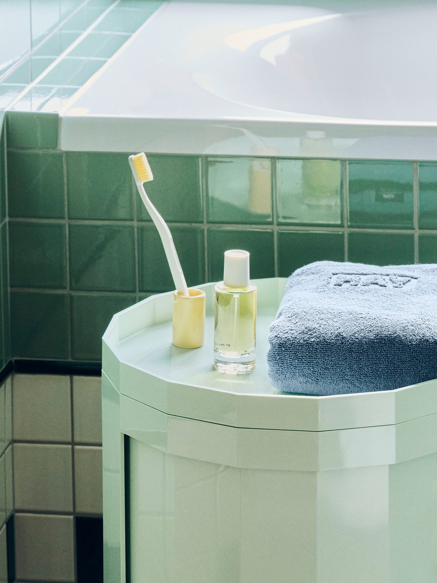 Toothbrush holder, various colours