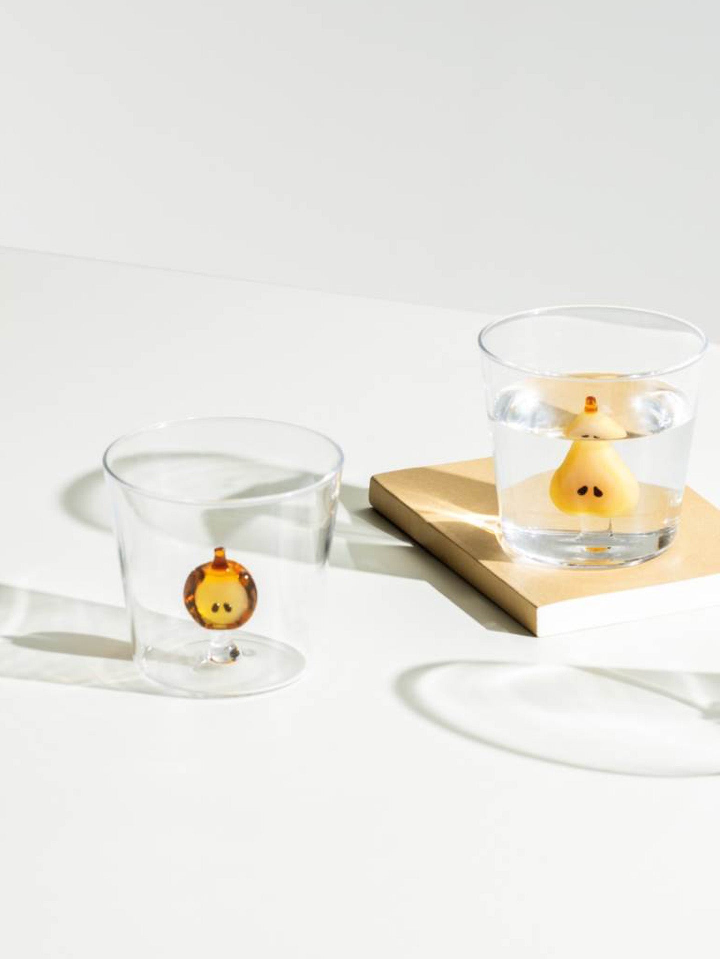 Half apple tumbler, Fruits & Flowers collection